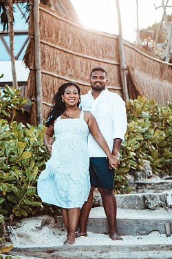 Couple photoshoot tulum