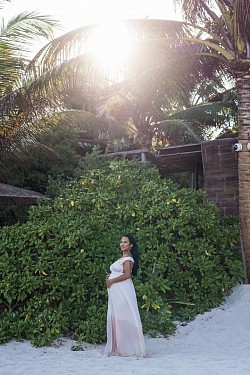 Tulum maternity photographer
