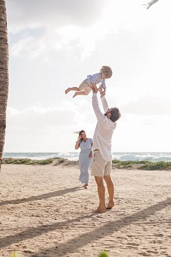 Tulum family photographer