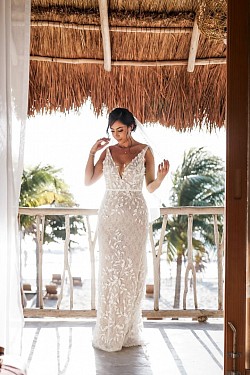 Destination Wedding Elopement photographer
