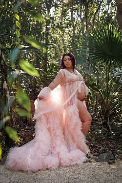 Tulum Maternity Photoshoot
