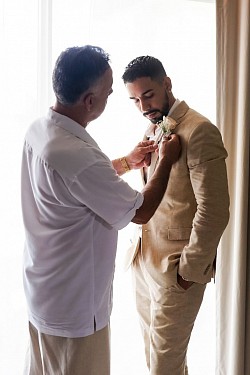 Weddings Photographer Adventure Elopements Destination Wedding Tulum
