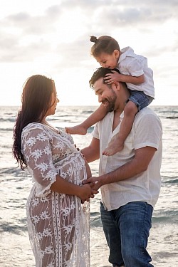 Maternity Photoshoot Babymoon Photographer Tulum