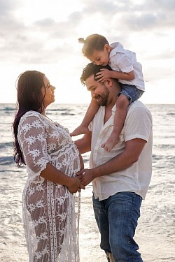Maternity Photoshoot Babymoon Photographer Tulum